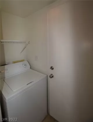 Photo #5: 2376250 Listing