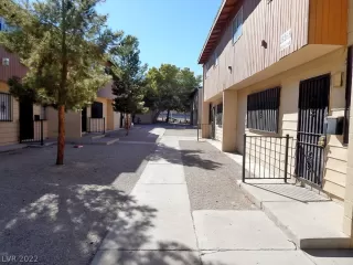 Photo #6: 2376313 Listing 