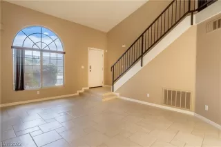 Photo #1: 2376335 Listing 