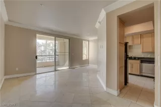 Photo #2: 2376349 Listing