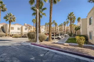 Photo #1: 2376372 Listing 