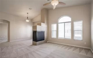 Photo #6: 2376408 Listing