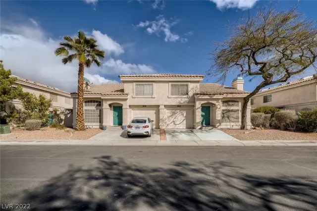 MLS: 2376418 Condo For Sale