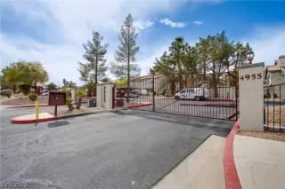 Photo #1: 2376422 Listing