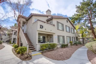 Photo #3: 2376422 Listing