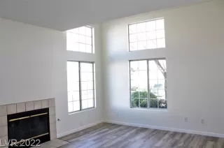 Photo #2: 2376441 Listing 