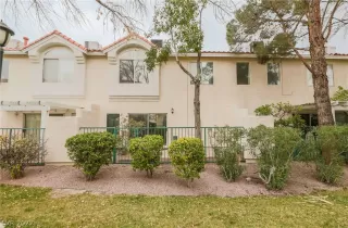 Photo #1: 2376478 Listing