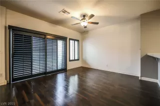 Photo #5: 2376478 Listing