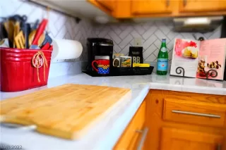 Photo #2: 2376481 Listing 