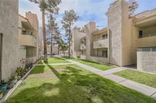 Photo #2: 2376581 Listing 