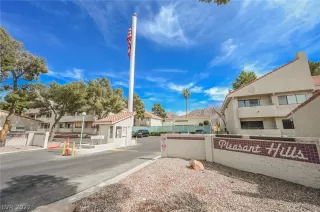 Photo #3: 2376581 Listing 