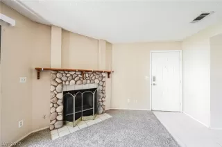 Photo #5: 2376581 Listing 