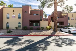 Photo #1: 2376584 Listing