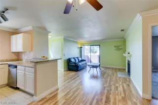 Photo #3: 2376584 Listing