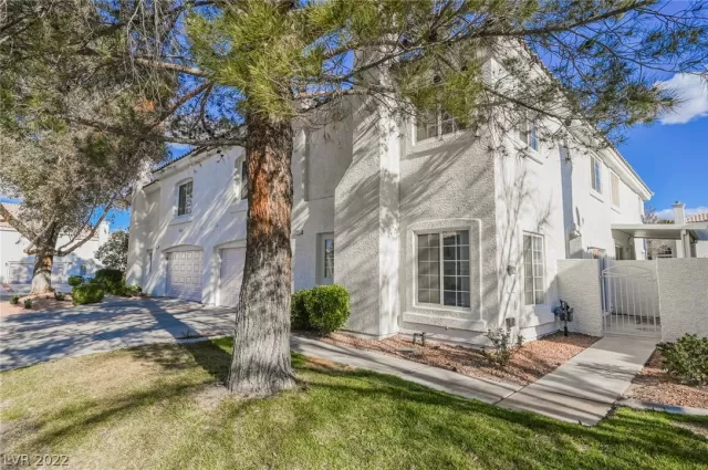 MLS: 2376627 Condo For Sale