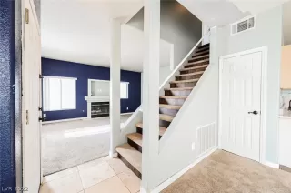 Photo #3: 2376627 Listing