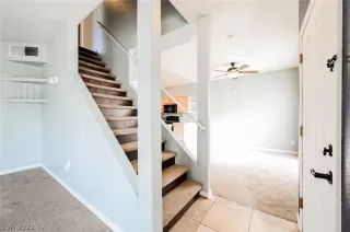 Photo #4: 2376627 Listing