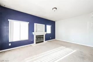 Photo #5: 2376627 Listing