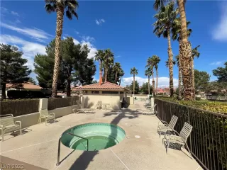 Photo #1: 2376681 Listing 