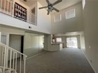 Photo #2: 2376681 Listing 