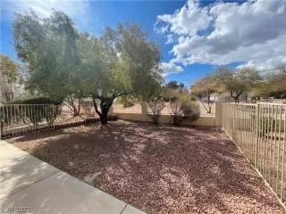 Photo #4: 2376681 Listing 