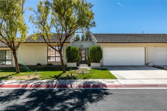 MLS: 2376698 Condo For Sale