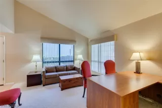 Photo #3: 2376698 Listing 