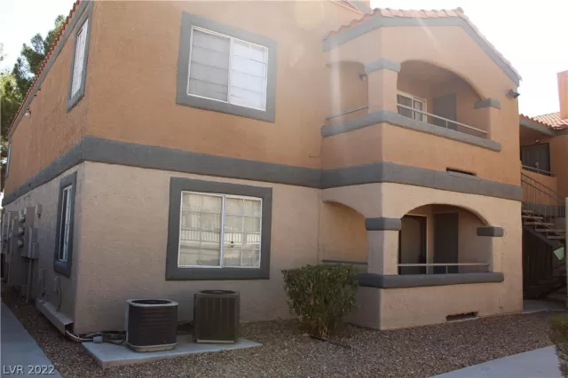 MLS: 2376723 Condo For Sale