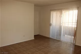 Photo #2: 2376723 Listing