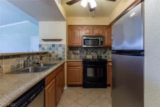 Photo #1: 2376754 Listing 