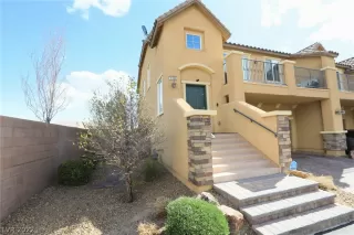 Photo #1: 2376784 Listing