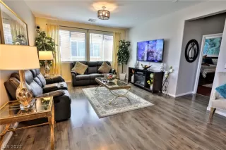 Photo #6: 2376784 Listing