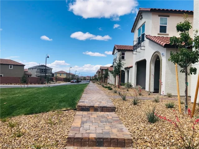 MLS: 2376855 Condo For Sale