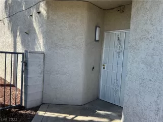 Photo #1: 2376905 Listing 