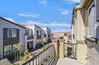 Photo #6: 2377005 Listing