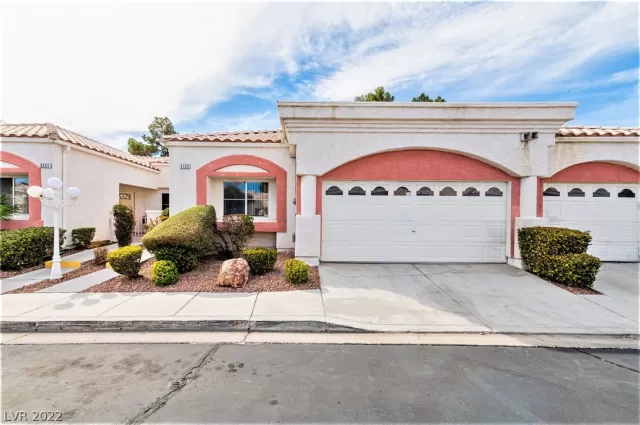 MLS: 2377018 Condo For Sale