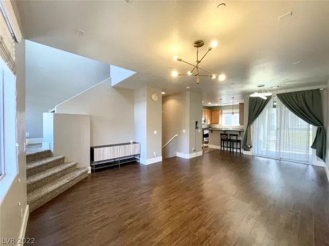 MLS: 2377046 Condo For Sale