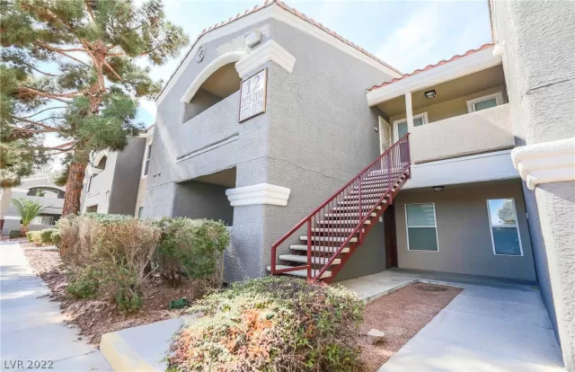 MLS: 2377052 Condo For Sale