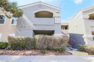 Photo #1: 2377052 Listing