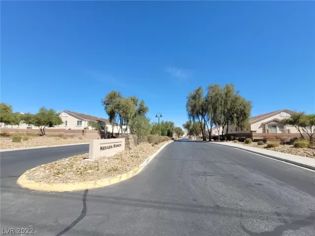 MLS: 2377056 Condo For Sale