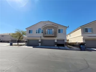 Photo #1: 2377056 Listing 