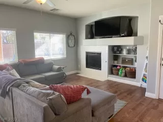 Photo #1: 2377057 Listing