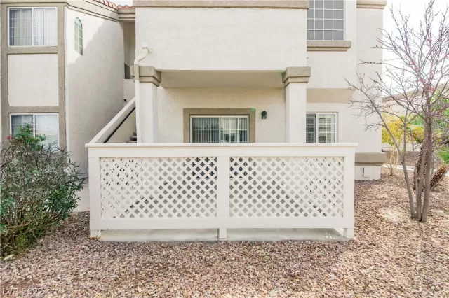 MLS: 2377078 Condo For Sale