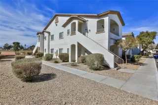 Photo #1: 2377093 Listing