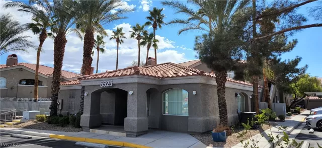 MLS: 2377119 Condo For Sale