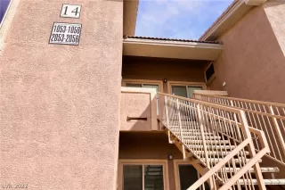 Photo #1: 2377146 Listing