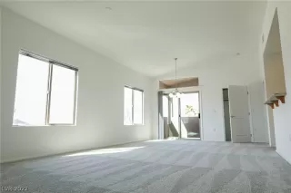 Photo #2: 2377146 Listing