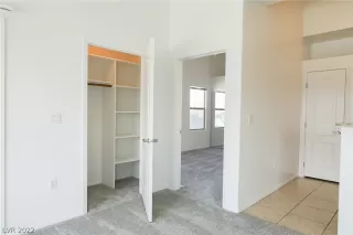 Photo #3: 2377146 Listing