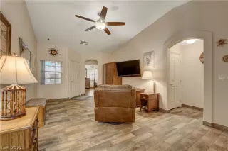 Photo #1: 2377150 Listing 