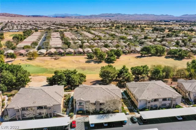 MLS: 2377202 Condo For Sale